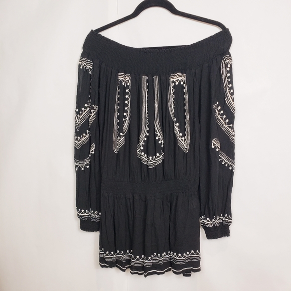 Tularosa smocked waist off the shoulder dress - Picture 3 of 7